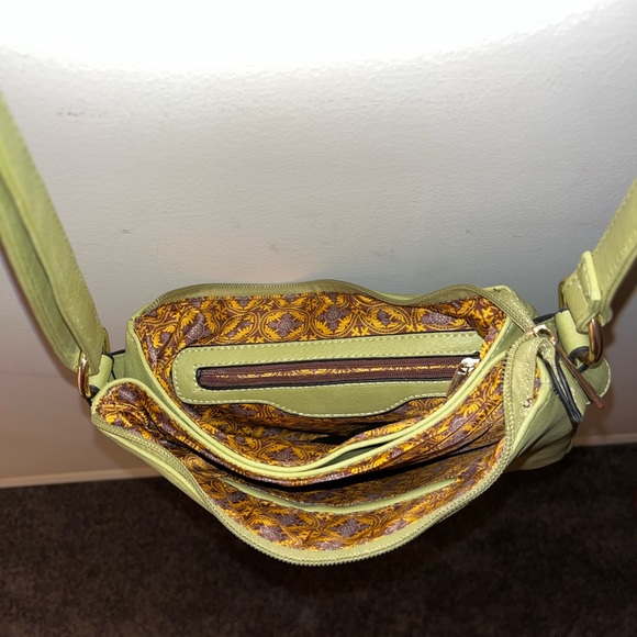 Green crossbody purse - Picture 4 of 5